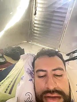 Snapshot of Wellington0490 chatting on October 9, 2025, 10:38 am Wellington0490 online show from October 9, 2025, 10:38 am