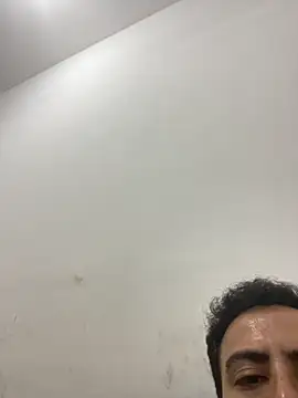 Snapshot of Wellington0490 chatting on October 1, 2025, 7:02 am Wellington0490 online show from October 1, 2025, 7:02 am