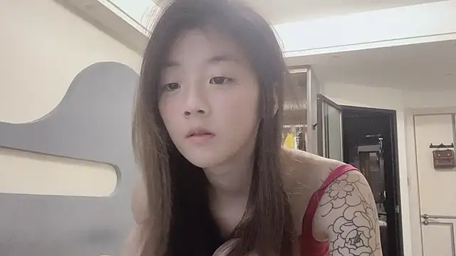 Snapshot of A_18_girls chatting on September 24, 2025, 9:05 am A 18 girls online show from September 24, 2025, 9:05 am