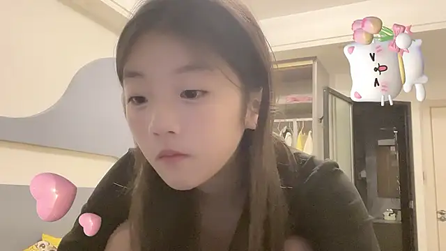 Snapshot of A_18_girls chatting on September 9, 2025, 11:52 am A 18 girls online show from September 9, 2025, 11:52 am