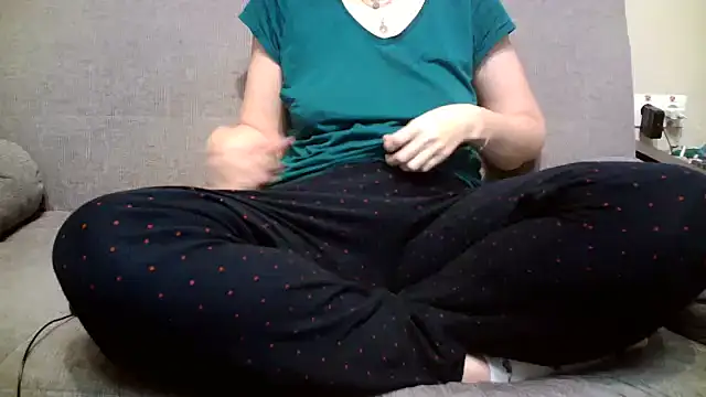 Snapshot of GraceInfinity chatting on November 17, 2025, 2:26 am GraceInfinity online show from November 17, 2025, 2:26 am