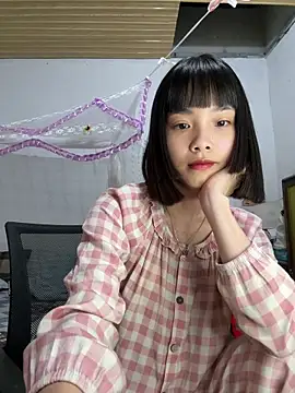 andymi1 online show from May 30, 2026, 8:42 am