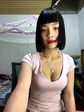 andymi1 online show from October 2, 2025, 12:30 pm