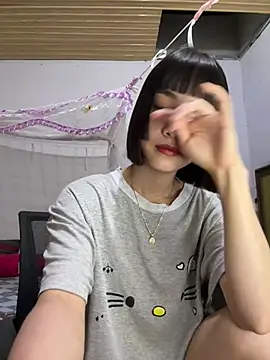 Snapshot of andymi1 chatting on June 19, 2026, 1:55 am andymi1 online show from June 19, 2026, 1:55 am