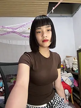 andymi1 online show from May 14, 2026, 1:52 pm
