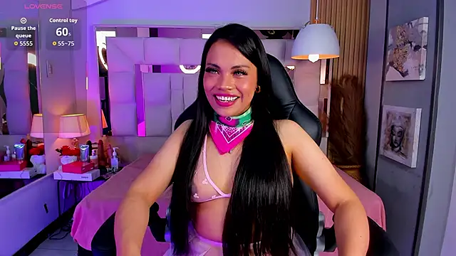 Snapshot of anyjones_ chatting on March 5, 2026, 5:04 am anyjones online show from March 5, 2026, 5:04 am