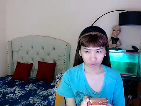 ShantalFoxxy  online show from February 27, 2026, 1:39 am