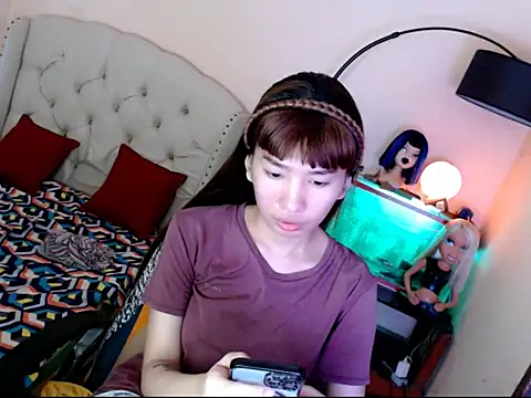 ShantalFoxxy  online show from October 30, 2025, 12:47 pm