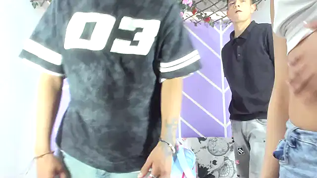 lau and boys18 online show from September 22, 2025, 1:50 pm