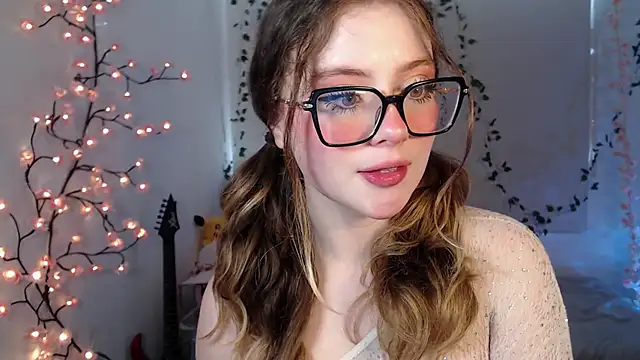 Snapshot of Lil_bela chatting on September 9, 2025, 12:14 pm Lil bela online show from September 9, 2025, 12:14 pm