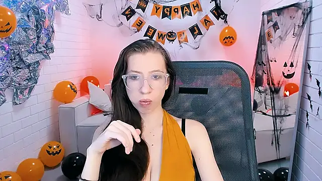 CareyJonas online show from October 31, 2025, 3:41 pm