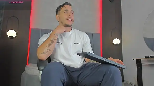 Liam walk  online show from April 8, 2026, 5:58 pm