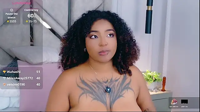 Snapshot of Cristal-Jonnes chatting on April 11, 2026, 7:56 am Cristal-Jonnes online show from April 11, 2026, 7:56 am