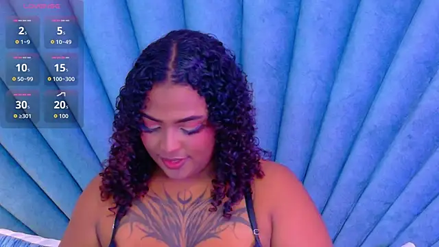 Cristal-Jonnes online show from October 6, 2025, 3:19 am