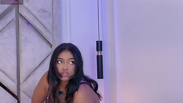 Snapshot of Cristal-Jonnes chatting on March 21, 2026, 8:35 pm Cristal-Jonnes online show from March 21, 2026, 8:35 pm