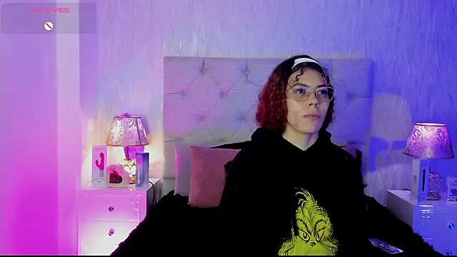 Snapshot of Pamelamiler__ chatting on February 27, 2026, 12:16 pm Pamelamiler online show from February 27, 2026, 12:16 pm