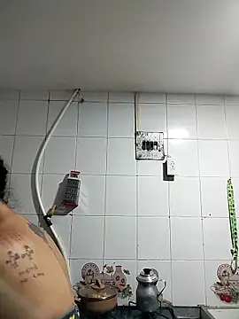 Pamelamiler   online show from April 3, 2026, 9:49 am