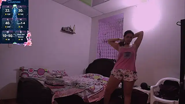 lila kitty81 online show from December 4, 2025, 5:23 pm