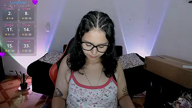 Snapshot of lila_kitty81 chatting on April 30, 2026, 11:42 pm lila kitty81 online show from April 30, 2026, 11:42 pm