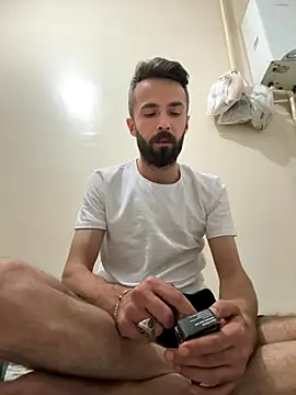 S-kt-et online show from September 14, 2025, 3:40 am