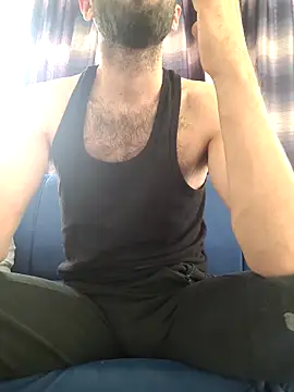 Snapshot of S-kt-et chatting on December 21, 2025, 9:11 am S-kt-et online show from December 21, 2025, 9:11 am