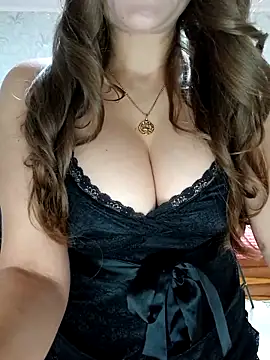 Snapshot of Viola3102 chatting on November 23, 2025, 7:02 pm Viola3102 online show from November 23, 2025, 7:02 pm