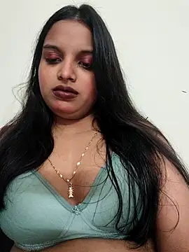 Snapshot of Maahhii_2 chatting on September 19, 2025, 5:28 pm Maahhii 2 online show from September 19, 2025, 5:28 pm