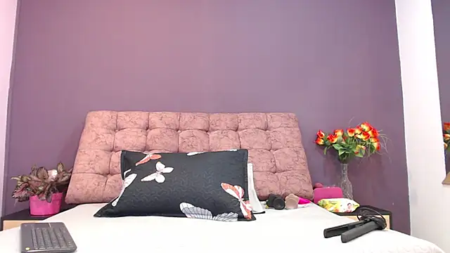 KateWelsin online show from September 24, 2025, 7:31 pm