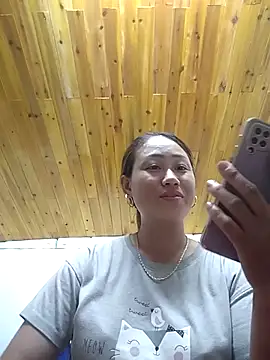 Snapshot of tttmai chatting on May 18, 2026, 8:30 am tttmai online show from May 18, 2026, 8:30 am