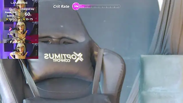 RavennMoonn online show from September 23, 2025, 8:16 pm