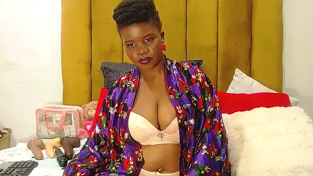 Snapshot of RoundaAssx22 chatting on March 25, 2026, 9:14 pm RoundaAssx22 online show from March 25, 2026, 9:14 pm