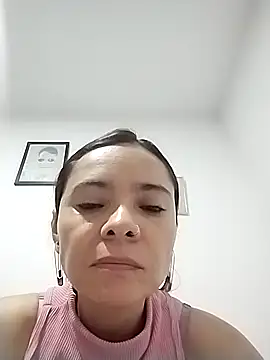 Snapshot of Cami_Konor chatting on October 13, 2025, 9:27 pm Cami Konor online show from October 13, 2025, 9:27 pm