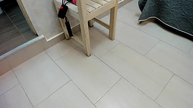 ALYANNA HOT  online show from January 10, 2026, 11:49 am