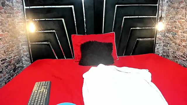 ALYANNA HOT  online show from October 16, 2025, 12:24 pm