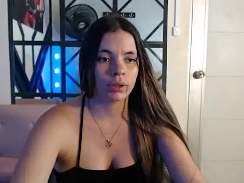 maira tf online show from November 1, 2025, 3:57 am