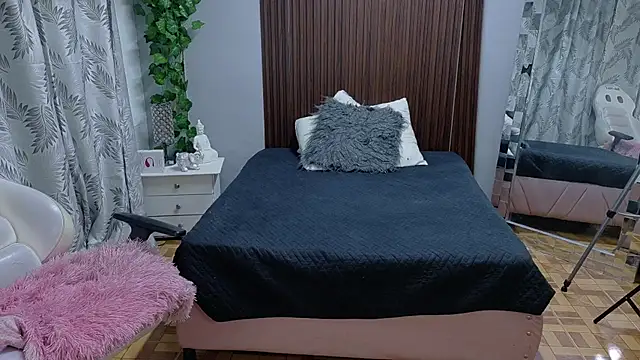 kataleya 29 online show from February 11, 2026, 2:06 pm