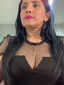 kataleya 29 online show from May 11, 2026, 7:44 pm