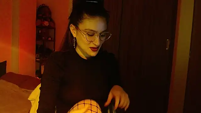 lia ana online show from February 24, 2026, 5:19 am