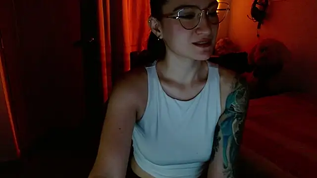 lia ana online show from May 5, 2026, 5:32 am