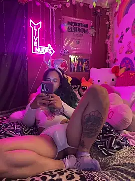 TranSexualJade95 online show from April 4, 2026, 7:26 am