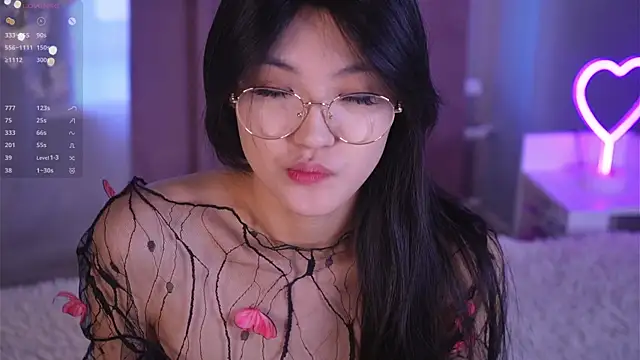 FancyEsten online show from February 23, 2026, 6:14 am