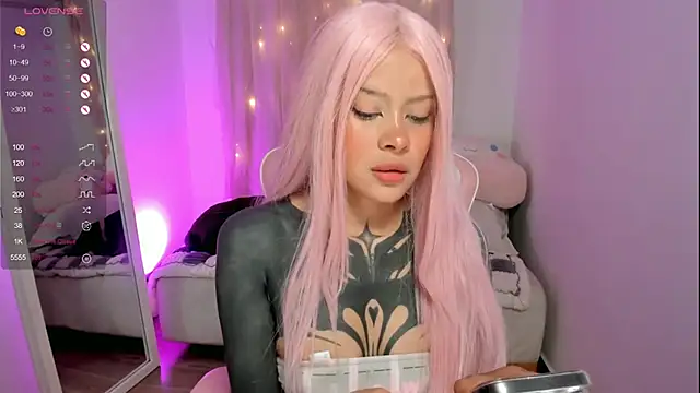 AlinaLukyanova online show from December 20, 2025, 4:48 am