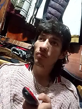 Snapshot of alexandercruz chatting on January 13, 2026, 7:23 am alexandercruz online show from January 13, 2026, 7:23 am