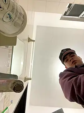 Barrx0018 online show from December 23, 2025, 2:11 am