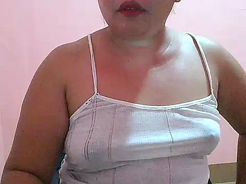 Snapshot of fresh_rosie chatting on May 27, 2026, 8:16 pm fresh rosie online show from May 27, 2026, 8:16 pm
