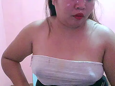 Snapshot of fresh_rosie chatting on May 3, 2026, 10:13 pm fresh rosie online show from May 3, 2026, 10:13 pm