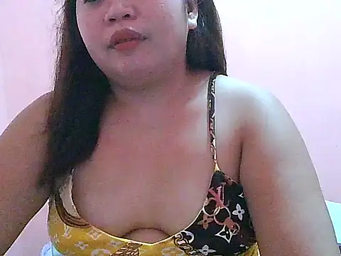 Snapshot of fresh_rosie chatting on May 12, 2026, 12:55 pm fresh rosie online show from May 12, 2026, 12:55 pm