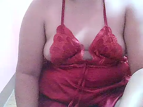 Snapshot of fresh_rosie chatting on April 22, 2026, 8:32 am fresh rosie online show from April 22, 2026, 8:32 am
