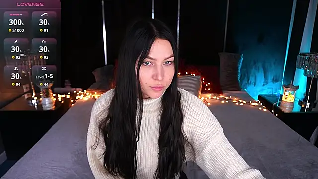 EliseVelour online show from January 15, 2026, 1:47 pm