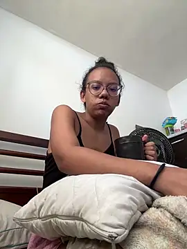 Valen1800 online show from March 29, 2026, 6:09 pm